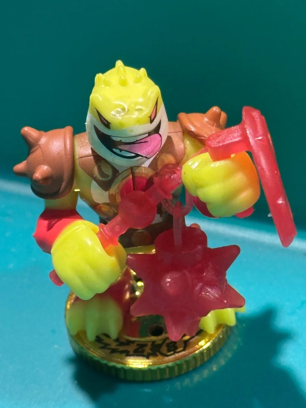 Flyswat Akedo ULTRA-RARE Ultimate Arcade Warriors action figure glow in dark
